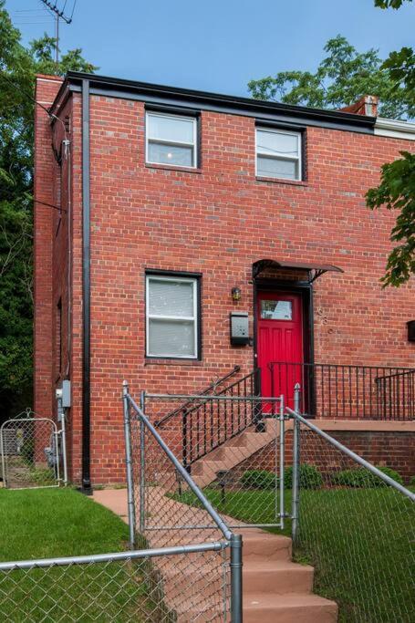 Red Door Rendezvous Villa Washington Exterior foto